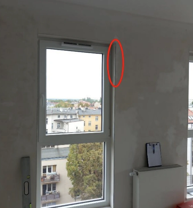 Korozja narożników tynkarskich – usterka wykryta podczas odbioru mieszkania w Bydgoszczy